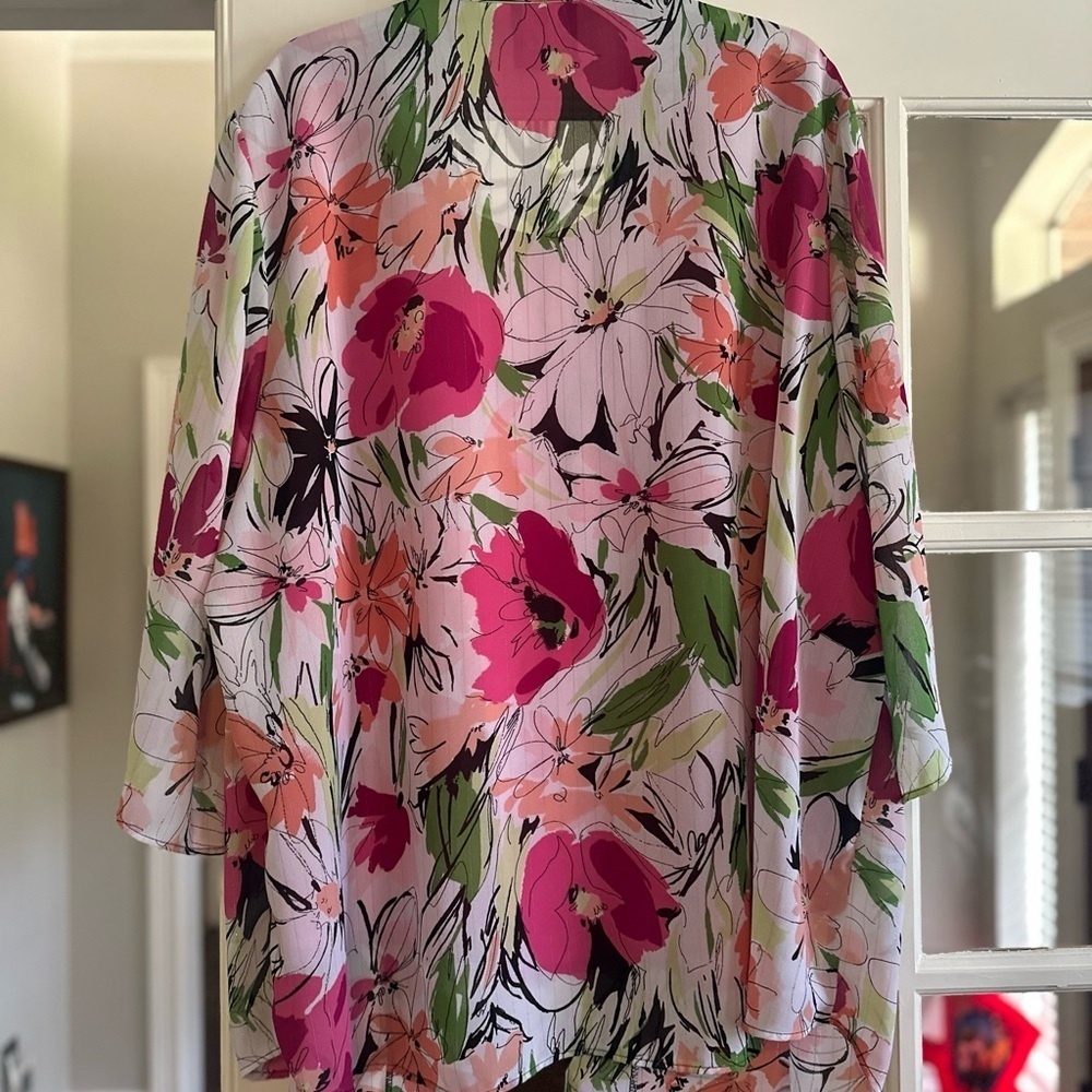 Floral Sheer Blouse with Pink Tank - Picture 3 of 3